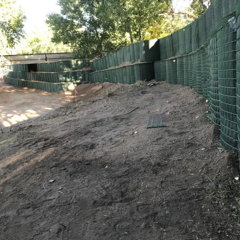 How to install the defense barrier smoothly?